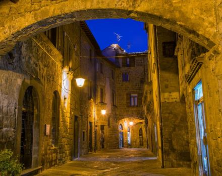 Art, history and beauties in Viterbo: book your stay at Hotel Viterbo