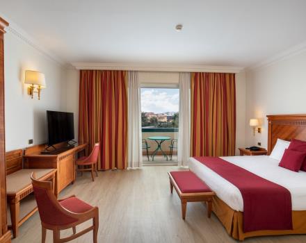 Discover the comfort of Deluxe Rooms at the Best Western Hotel Viterbo