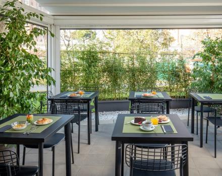 Goditi il piacere di una colazione nel verde all''Hotel Viterbo!